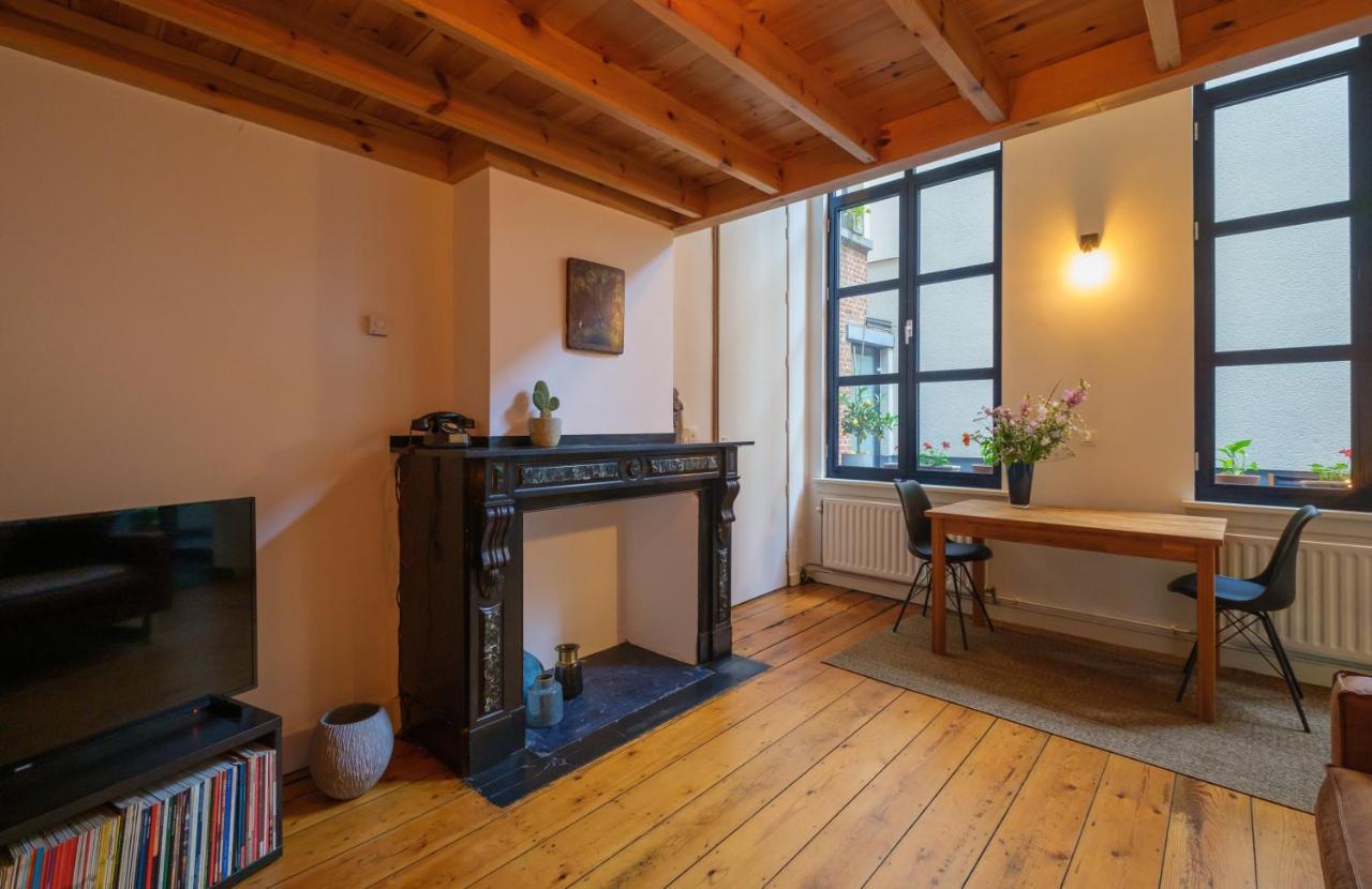 Duplex In Historical Centre With Private Courtyard Apartment Antwerp Exterior photo