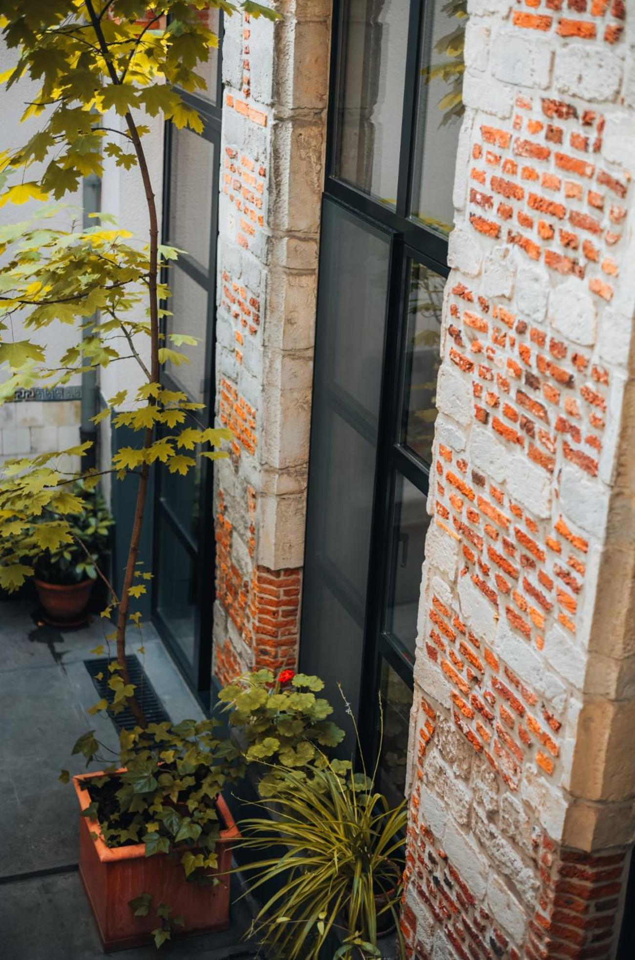 Duplex In Historical Centre With Private Courtyard Apartment Antwerp Exterior photo